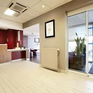 *** Hotel Campanile Centre França
